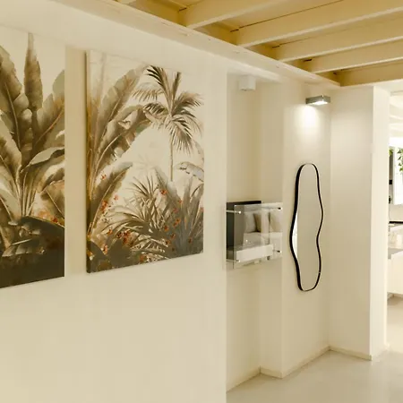 Апартаменты Apulialux - Design Loft W Sauna Near Vecchia *