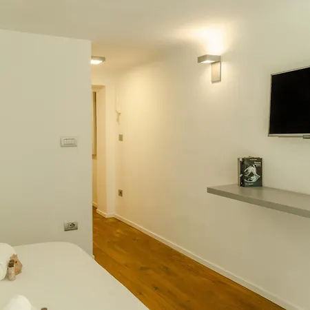 Apartament Apulialux - Design Loft W Sauna Near Vecchia *