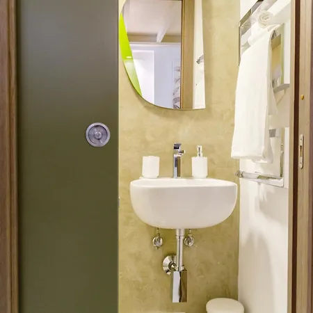 Apulialux - Design Loft W Sauna Near Vecchia アパート バーリ